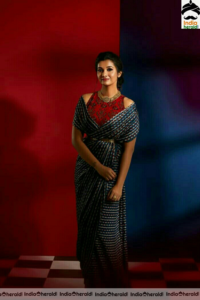 Priya Bhavani Shankar saree photos collection