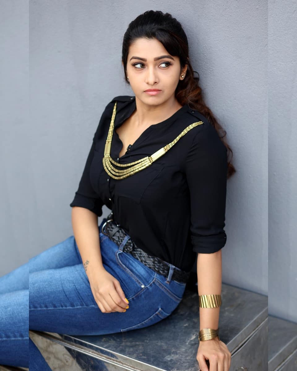 Priya Bhavani Shankar Sexy Hot Stills