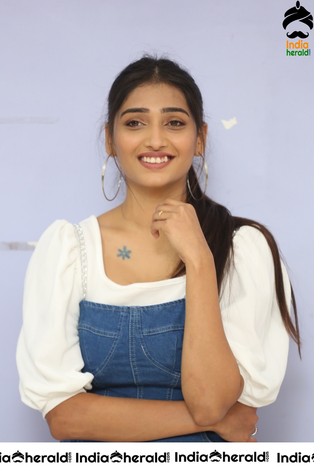 Priya Vadlamani Looking Pretty in these Clicks Set 2