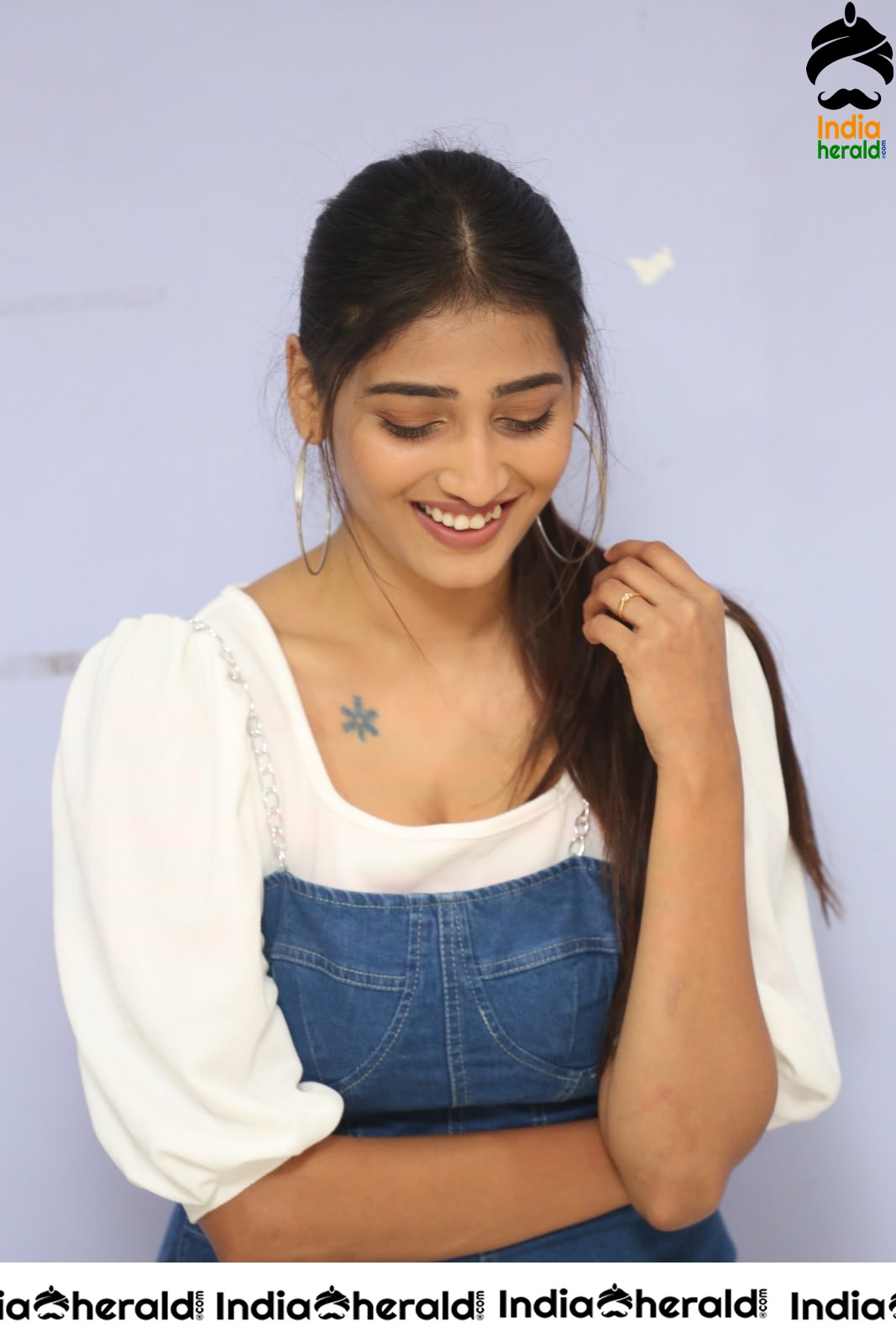 Priya Vadlamani Looking Pretty in these Clicks Set 2
