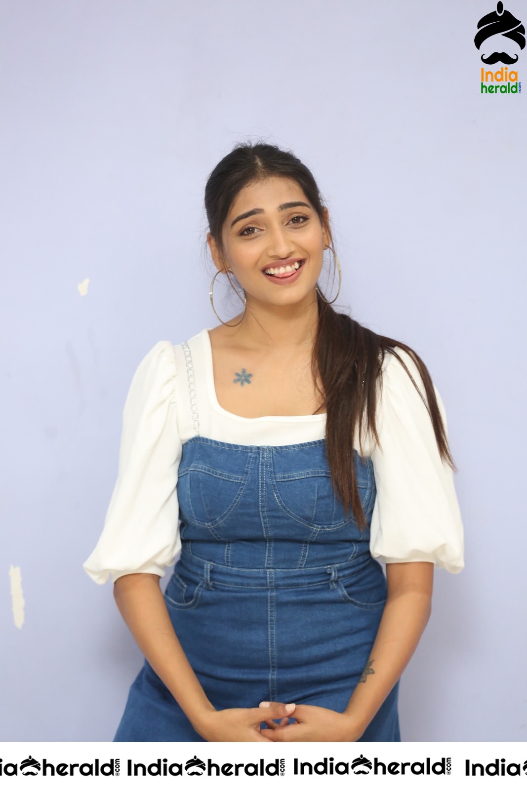 Priya Vadlamani Looking Pretty in these Clicks Set 2