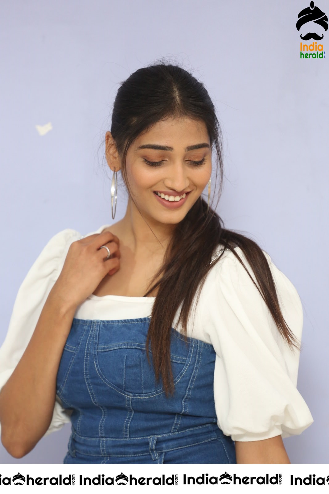 Priya Vadlamani Looking Pretty in these Clicks Set 2