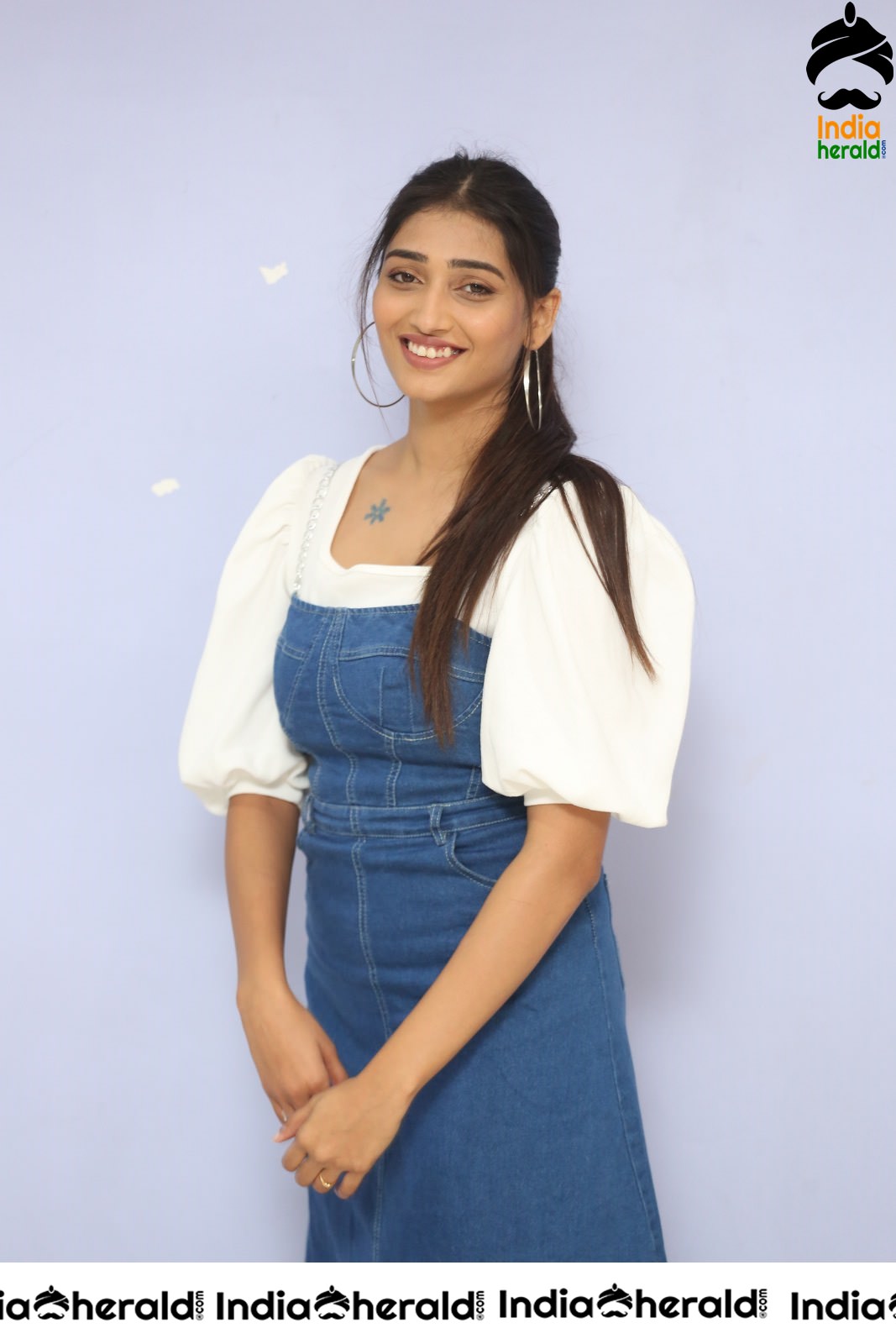 Priya Vadlamani Looking Pretty in these Clicks Set 2