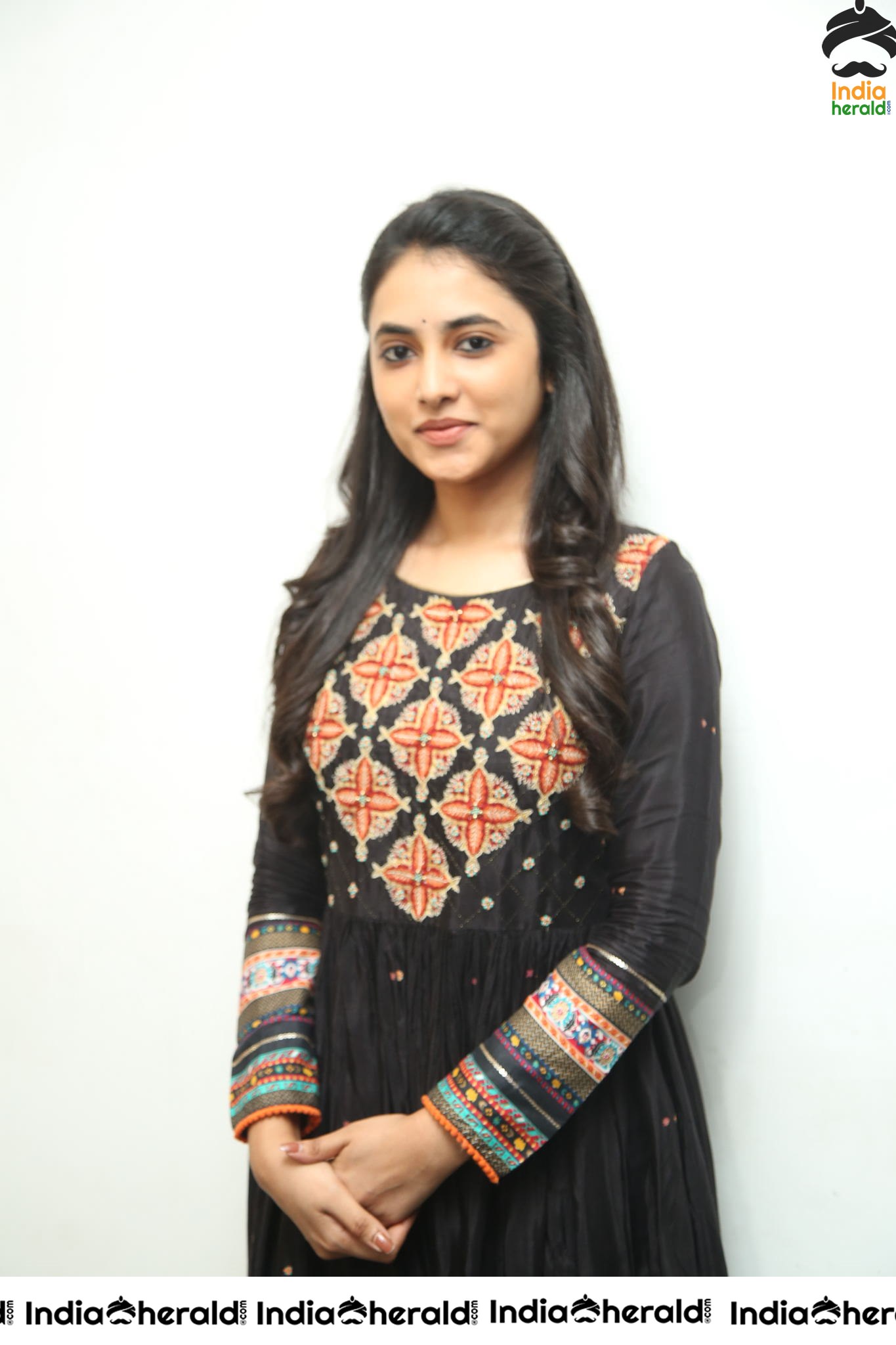 Priyanka Arul Mohan Looking So Pretty in Black Set 1