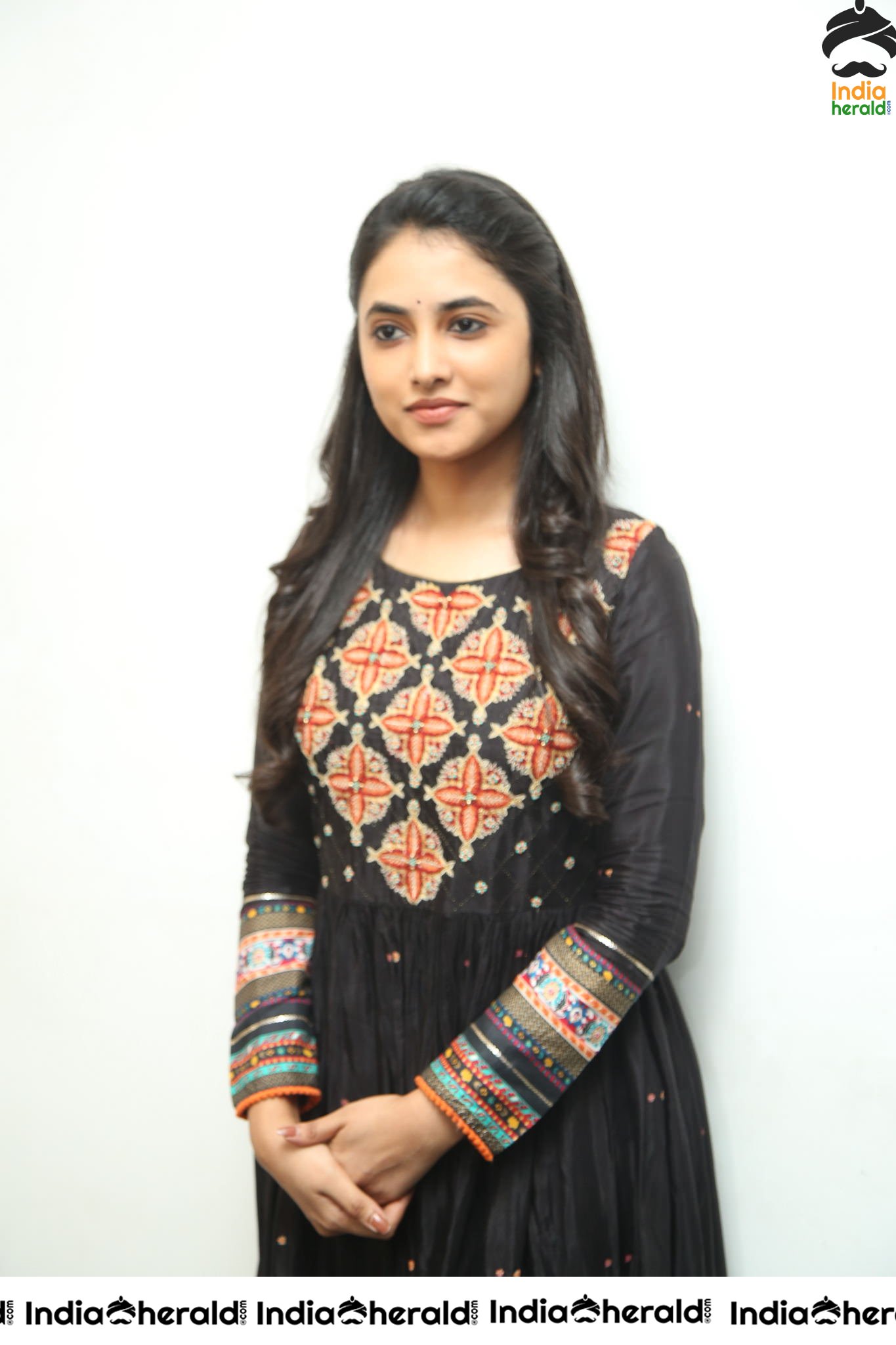 Priyanka Arul Mohan Looking So Pretty in Black Set 1