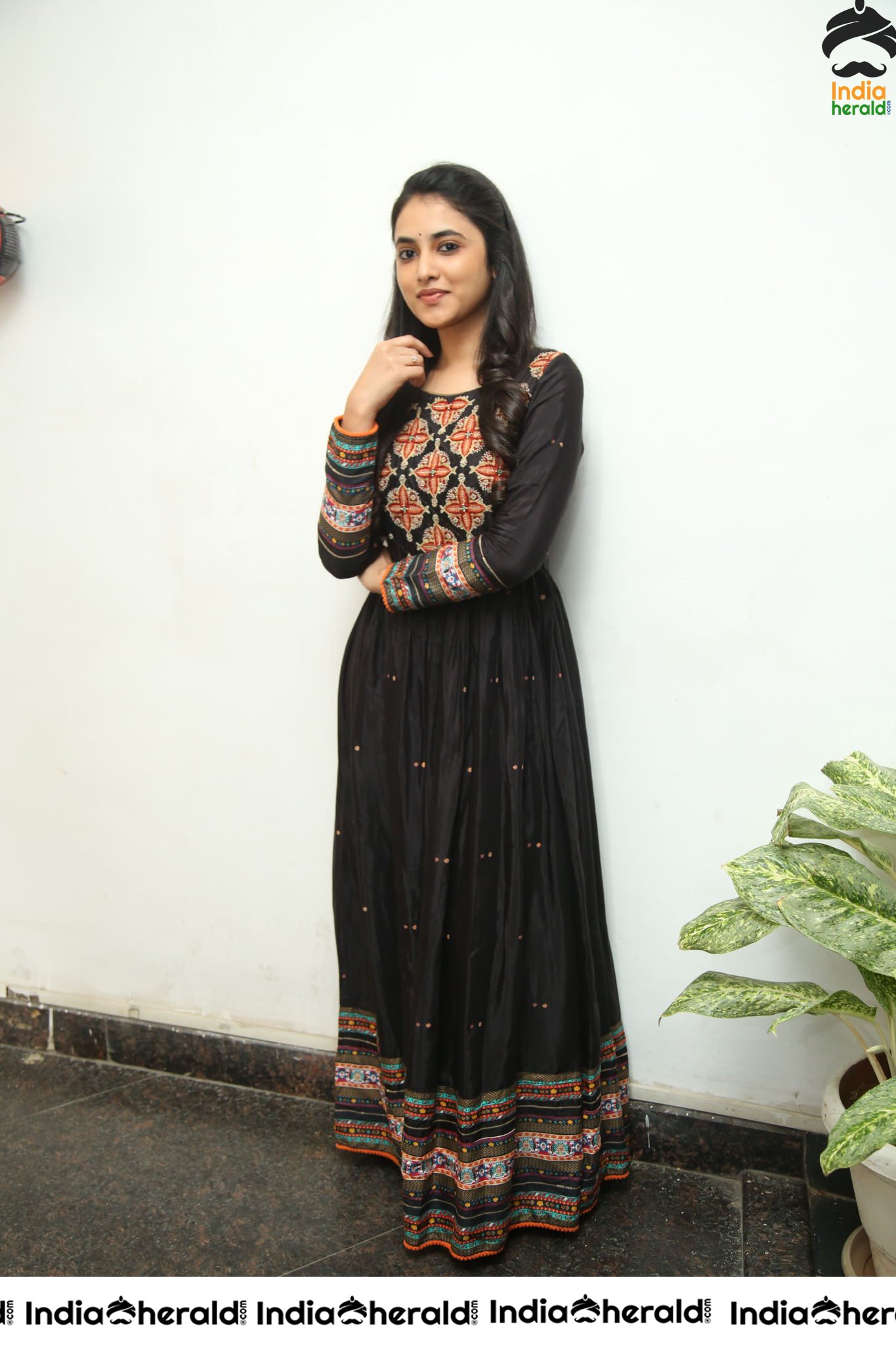 Priyanka Arul Mohan Looking So Pretty in Black Set 1