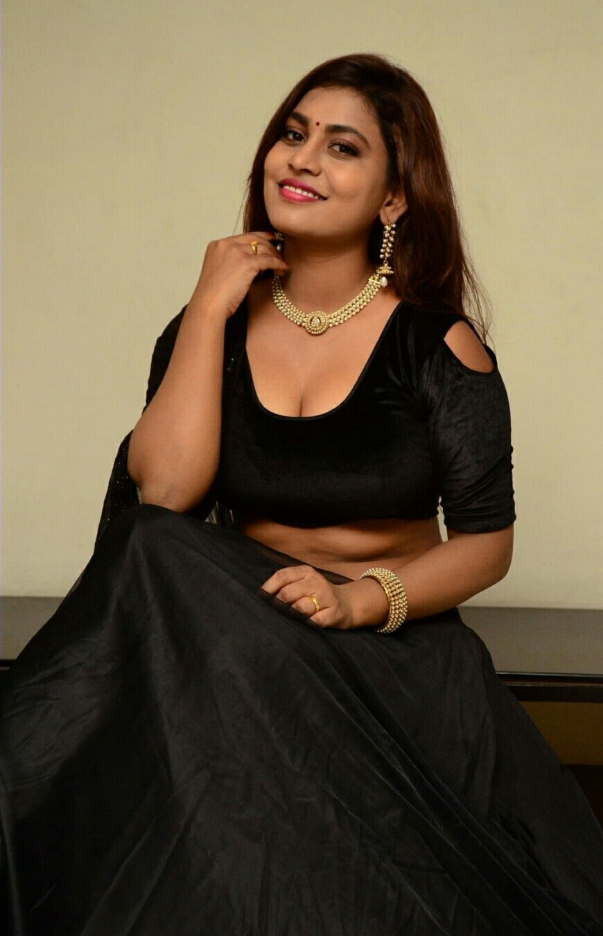 Priyanka Augustin Hot Photos