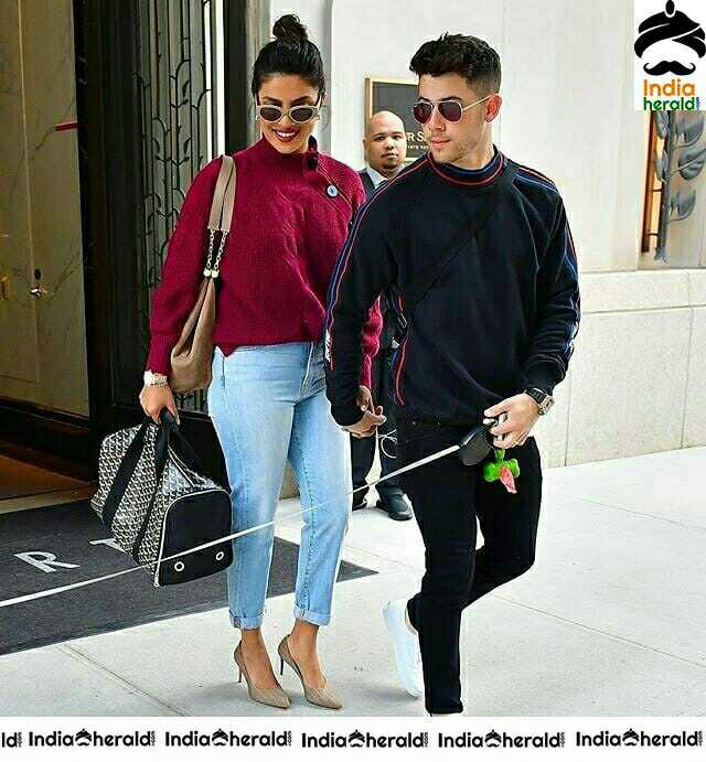 Priyanka Chopra And Nick Jonas Looking Cute In New York City
