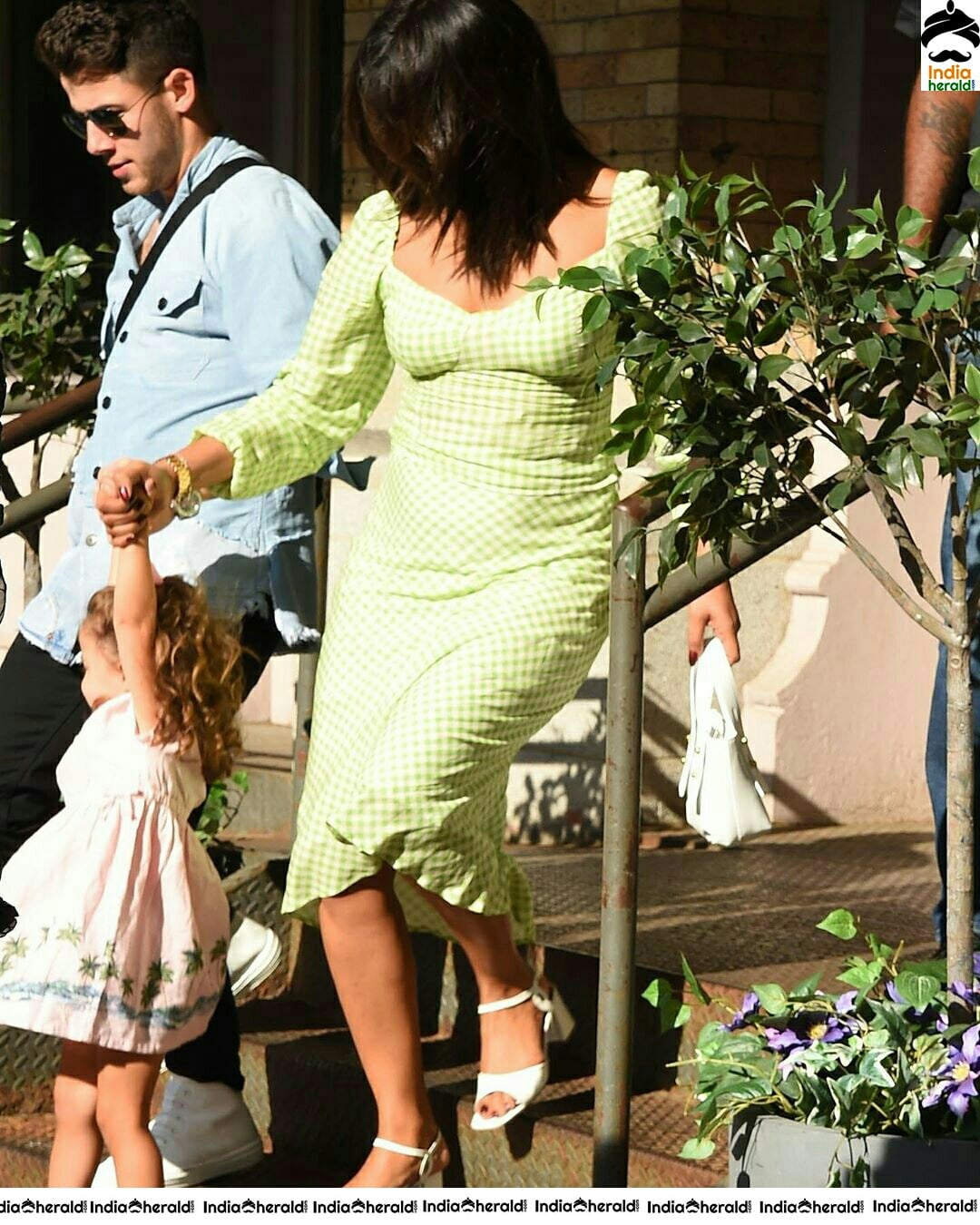 Priyanka Chopra And Nick Jonas Looking Great Together In NYC Set 3