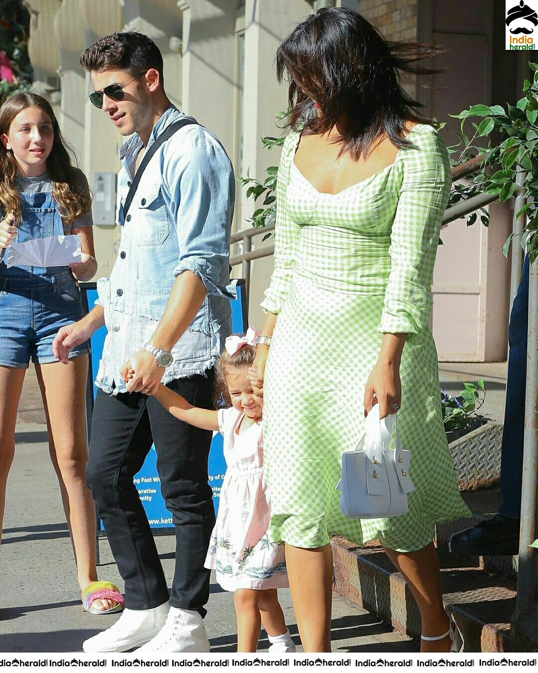 Priyanka Chopra And Nick Jonas Looking Great Together In NYC Set 4