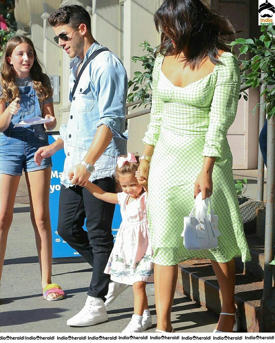 Priyanka Chopra And Nick Jonas Looking Great Together In NYC Set 4