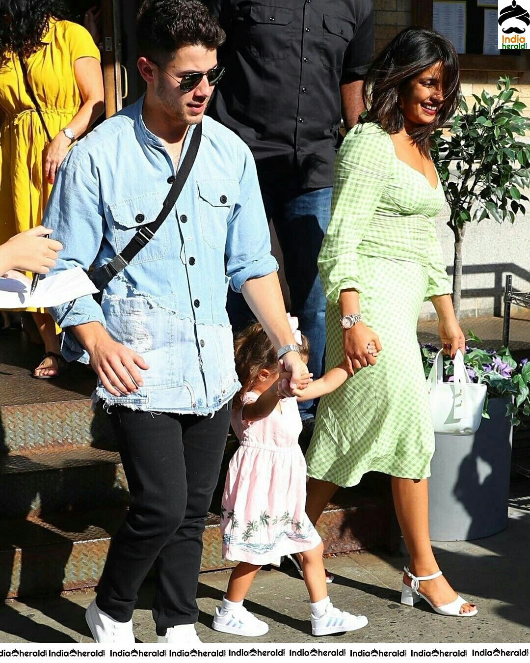 Priyanka Chopra And Nick Jonas Looking Great Together In NYC Set 4