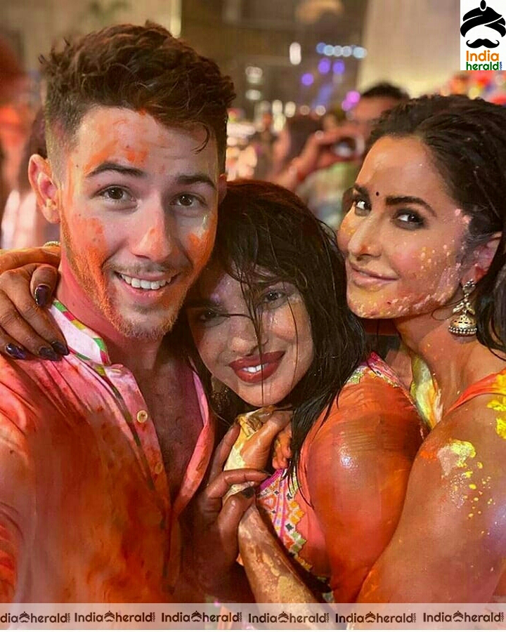 Priyanka Chopra Celebrates Holy With Her Husband And Other Celebraties