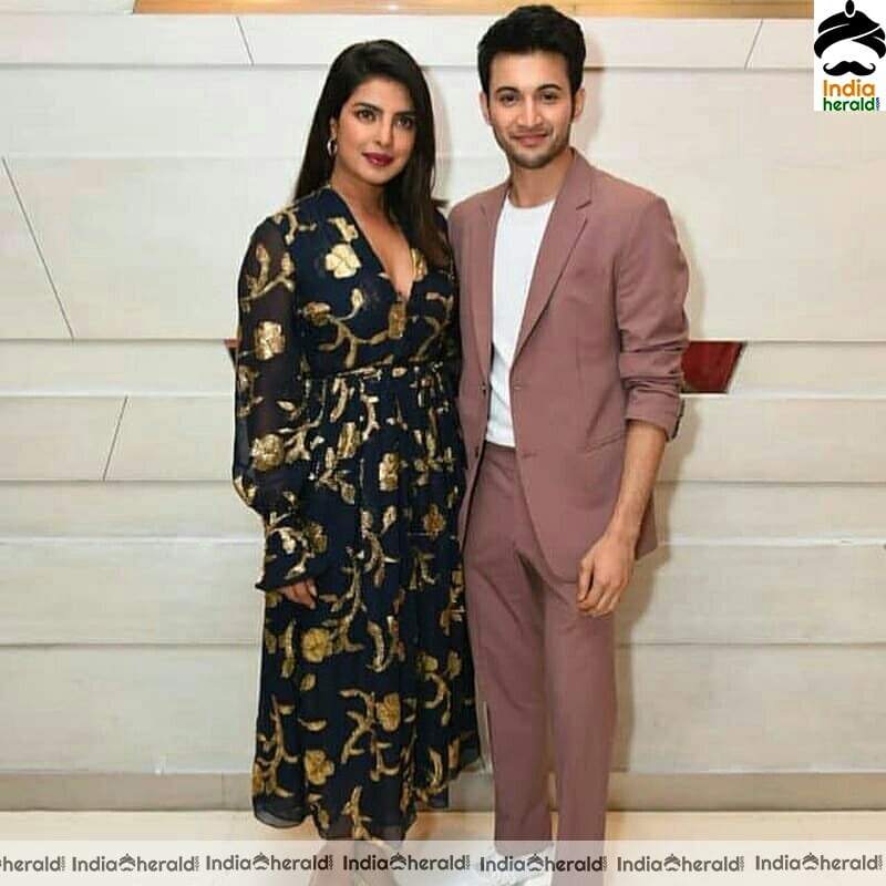 Priyanka Chopra Hot Cleavage Show During A Programme