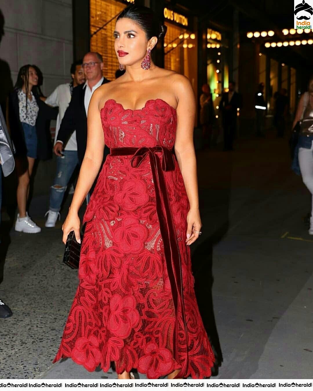 Priyanka Chopra Hot Cleavage Show In A Red Net Maxi Dress Set 2