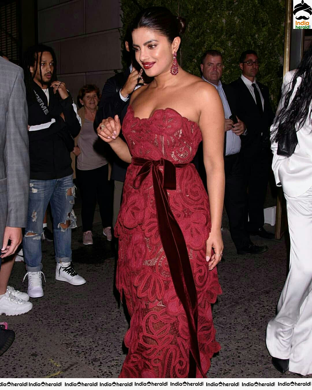 Priyanka Chopra Hot Cleavage Show In A Red Net Maxi Dress Set 2