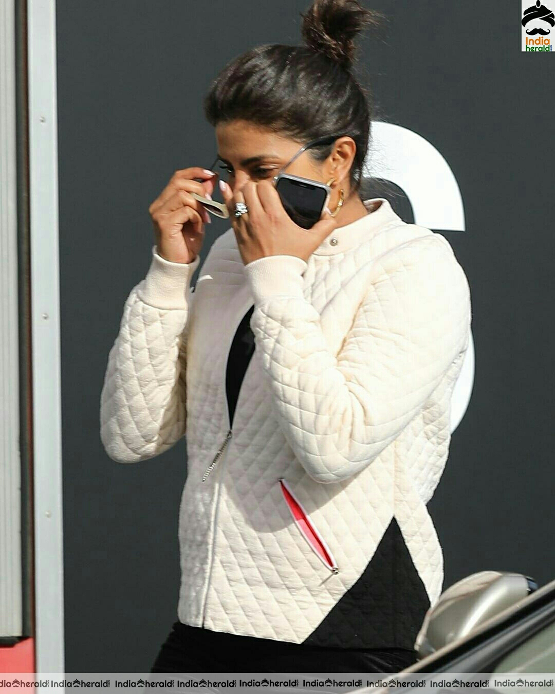 Priyanka chopra Looking Gracious in Winter Cloth While Spotted Outside New York City set 1