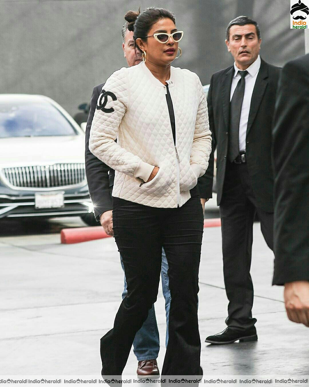 Priyanka chopra Looking Gracious in Winter Cloth While Spotted Outside New York City set 1