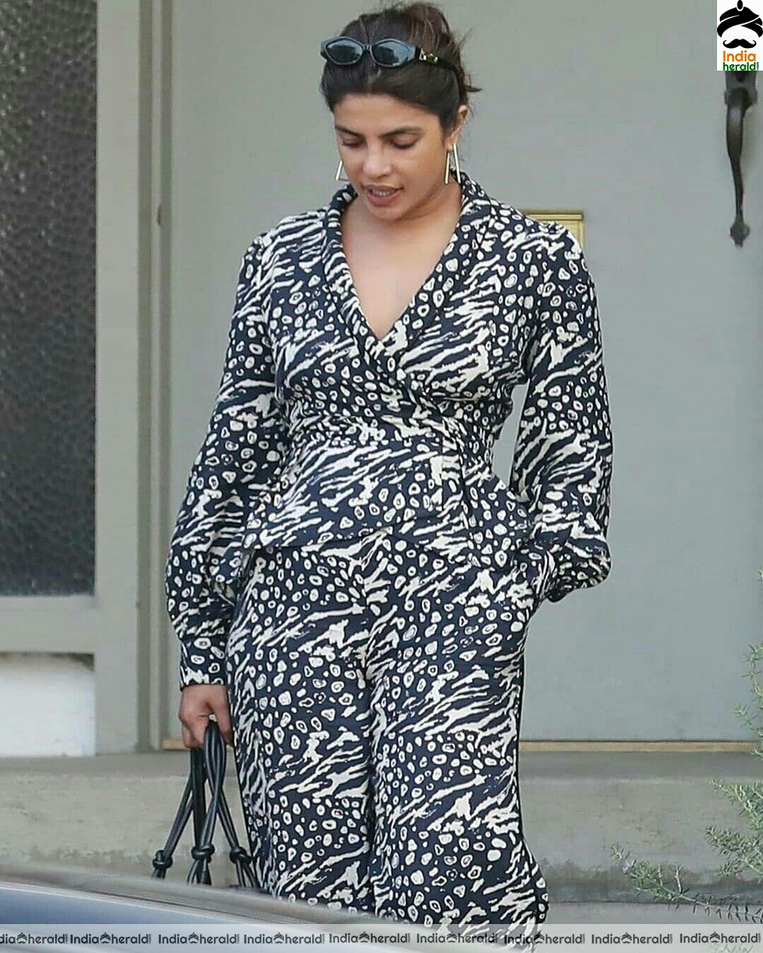 Priyanka Chopra spotted outside studios without makeup