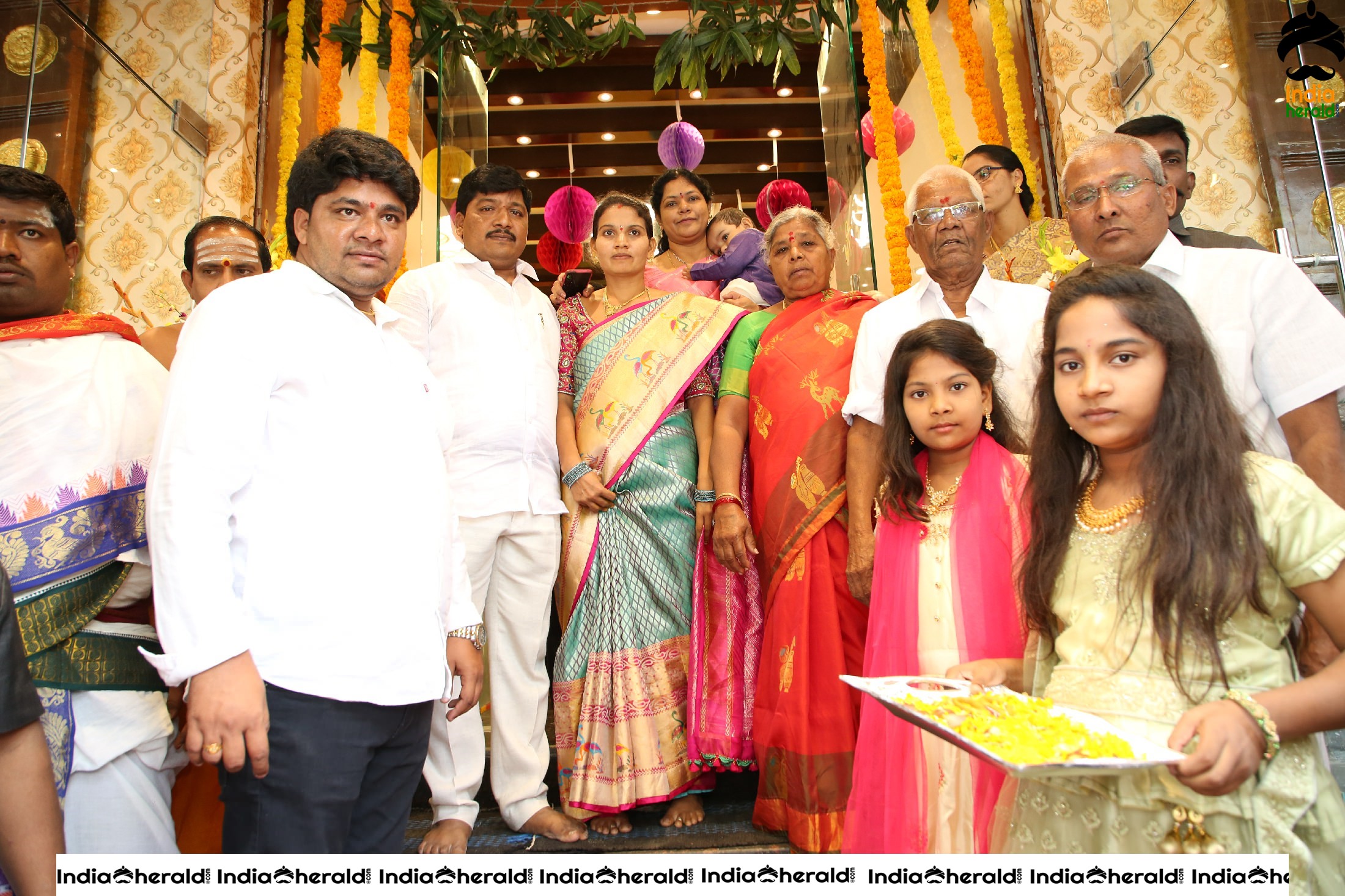 Priyanka Jawalkar inaugurated Kanchipuram GRT Silks at Dilsukhnagar Set 1
