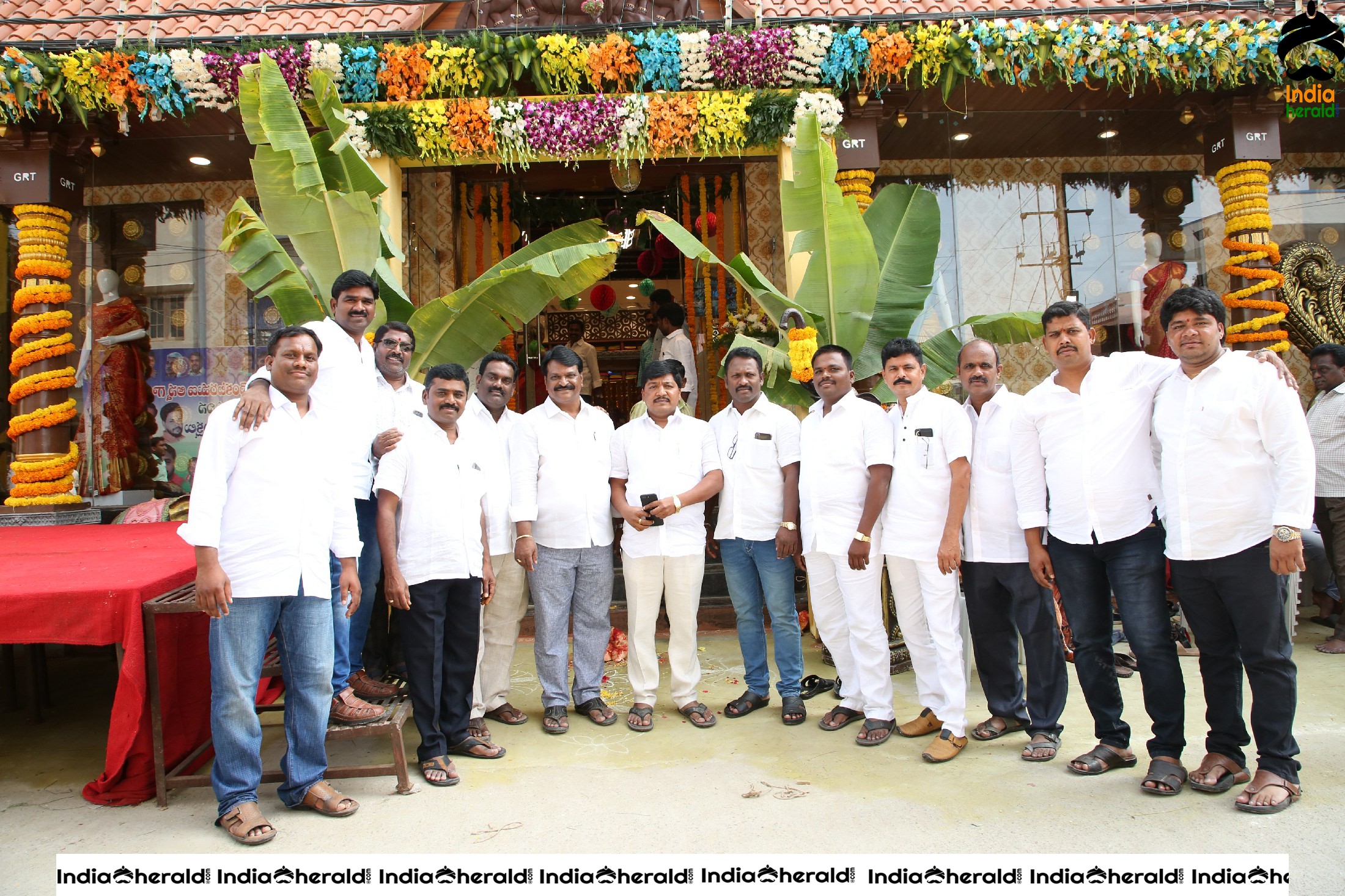 Priyanka Jawalkar inaugurated Kanchipuram GRT Silks at Dilsukhnagar Set 1