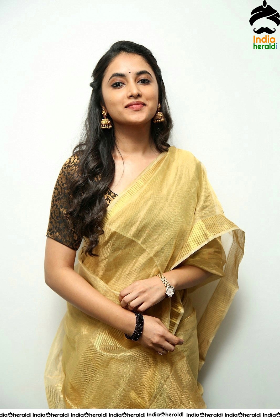 Priyanka Mohan looking Gorgeous In Golden Saree