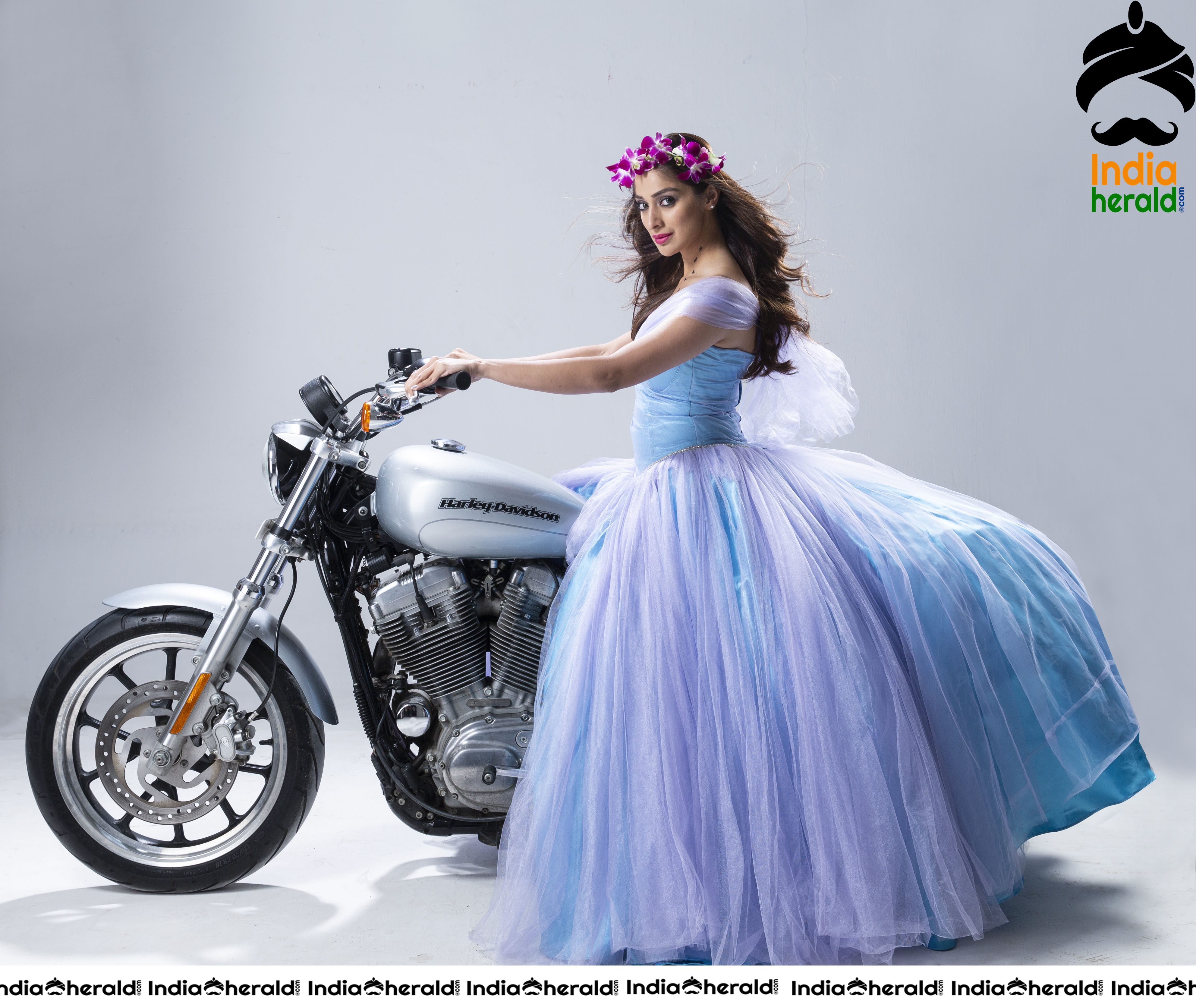 Raai Laxmi Hot HD Stills from Cinderella Movie