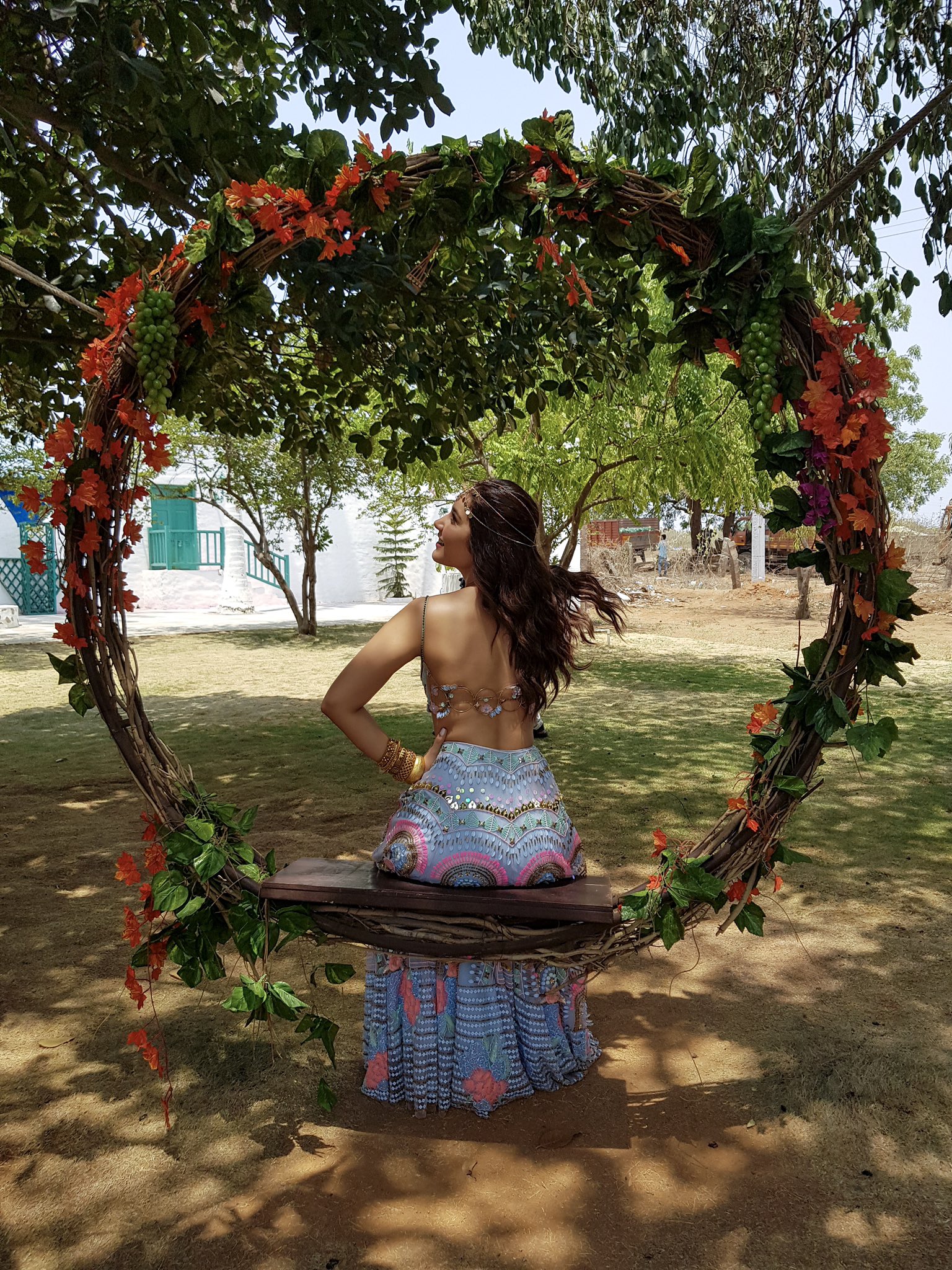 Raashi Khanna Latest Hot Cleavage Revealing Photo Shoot