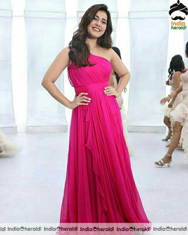 Raashi Khanna Latest Pink Dress Stills