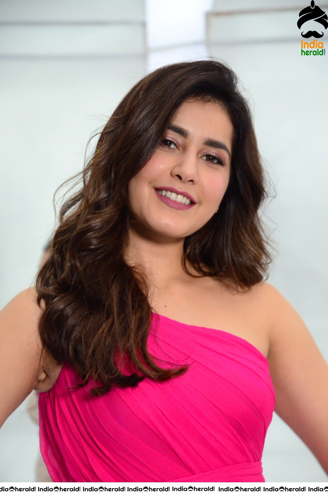 Raashi Khanna Looking like a Barbie Doll and She is Too Beautiful Set 2