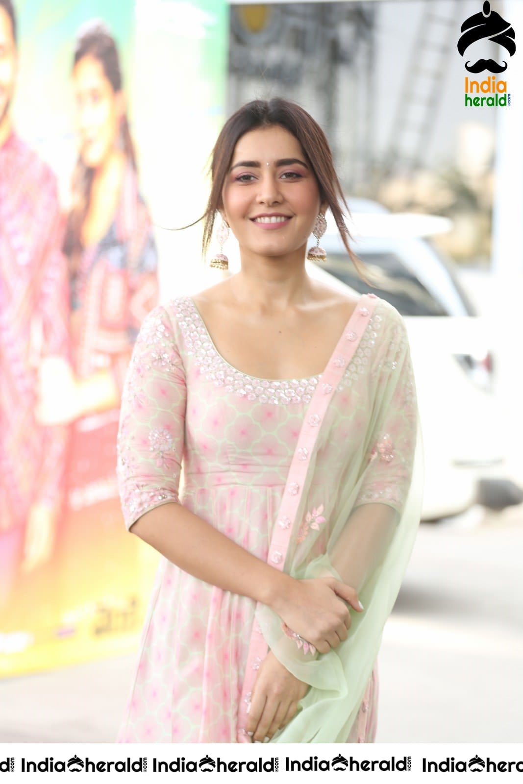 Raashi Khanna Looking like an Angel in this Light Color Dress Set 2