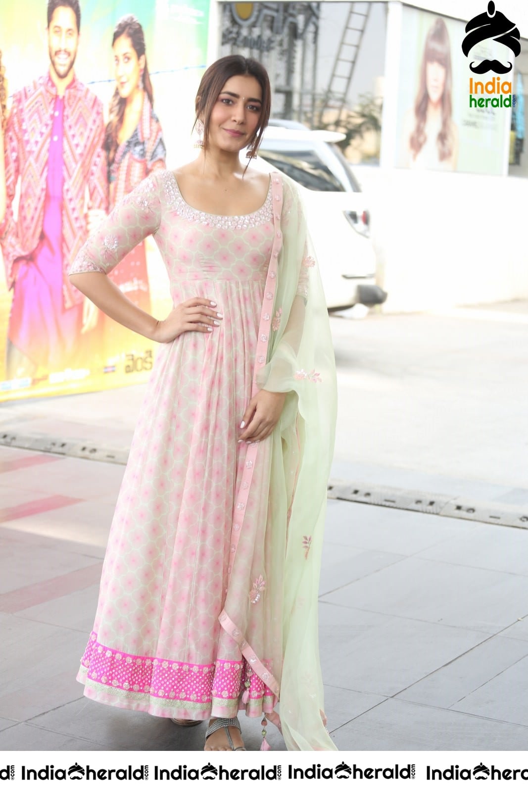 Raashi Khanna Looking like an Angel in this Light Color Dress Set 2