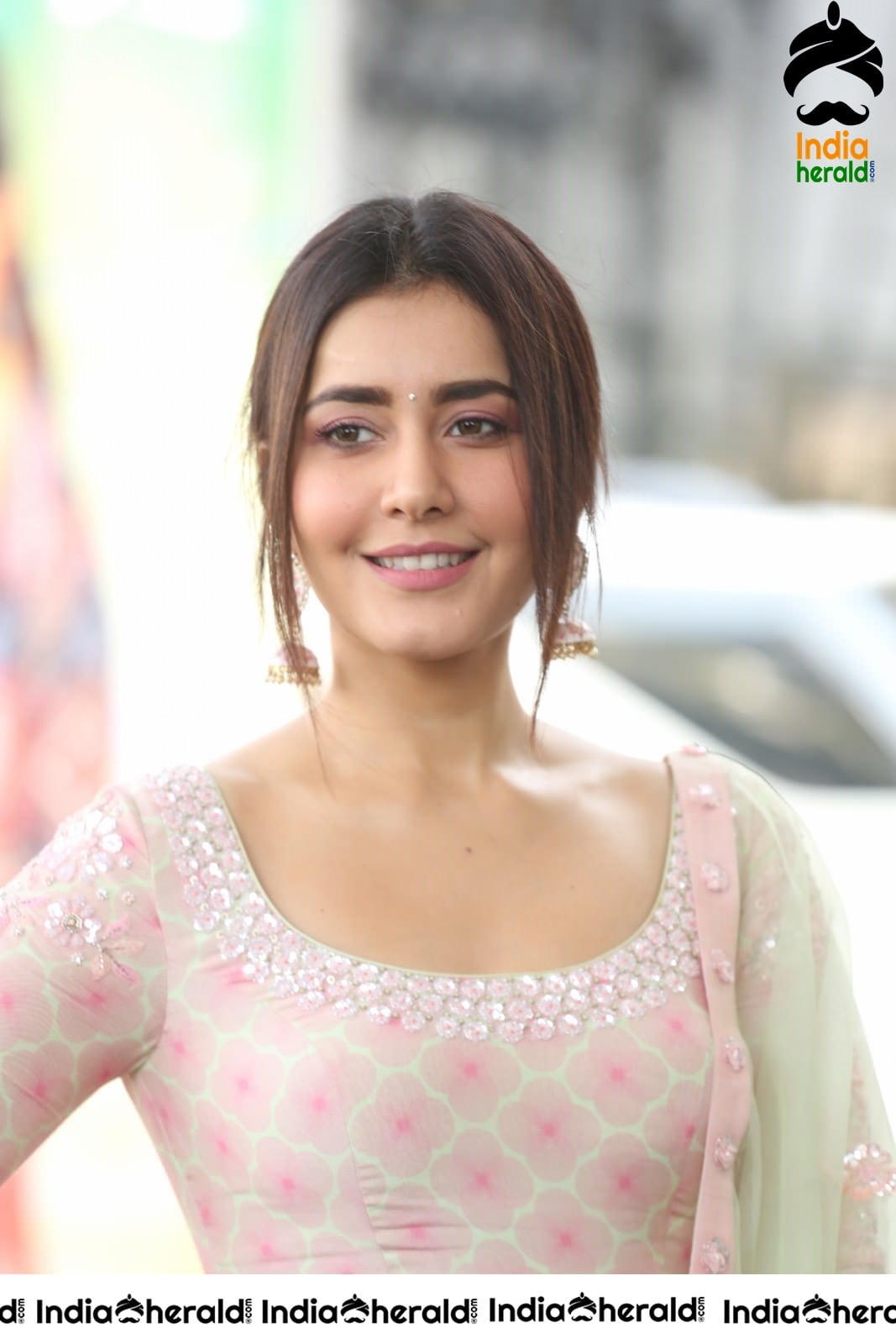 Raashi Khanna Looking like an Angel in this Light Color Dress Set 2