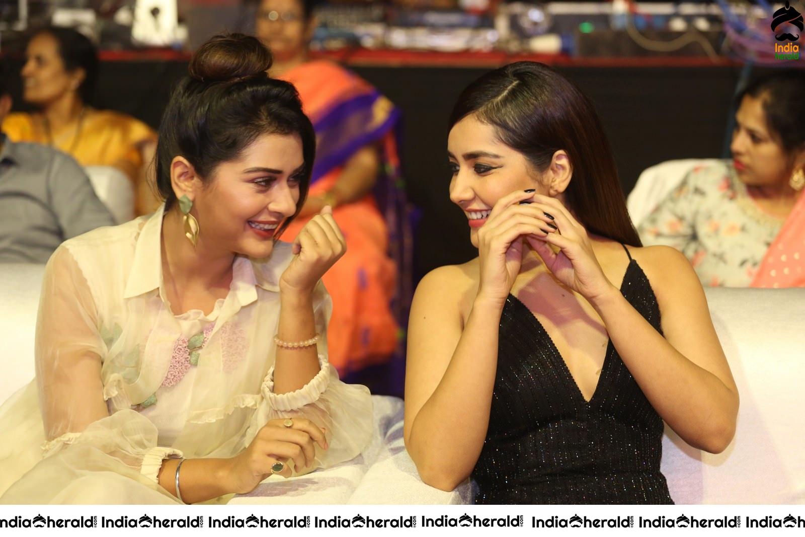 Raashi Khanna Slaying it in Black and she is all smiles Set 1