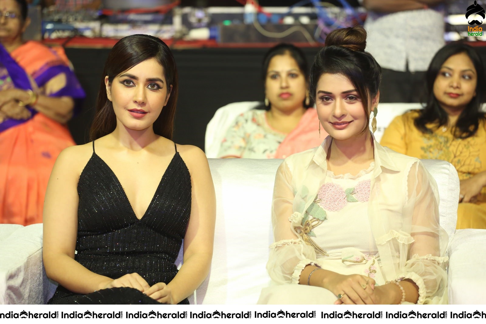 Raashi Khanna Slaying it in Black and she is all smiles Set 2