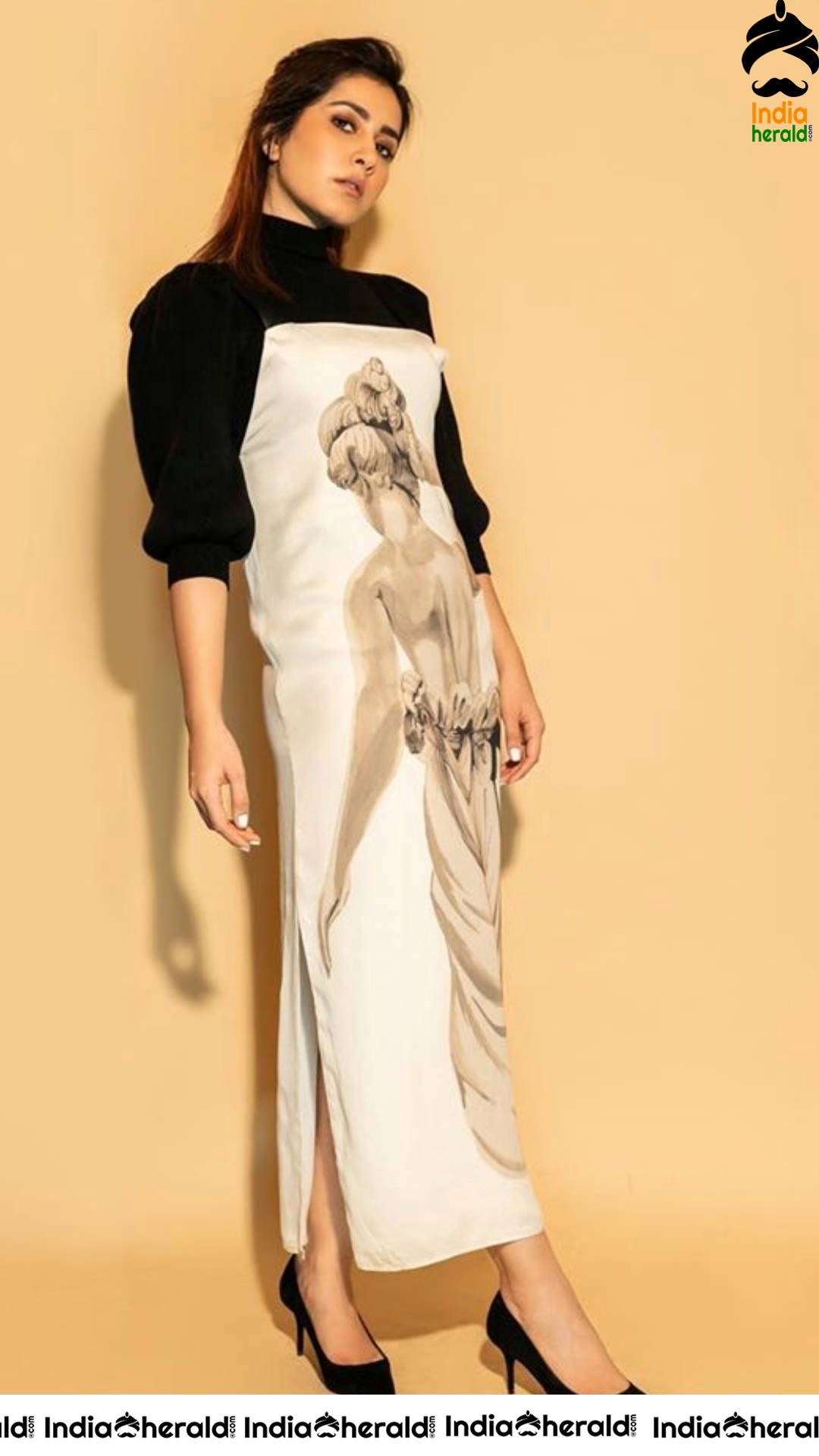 Raashi Khanna Statuesque Photoshoot