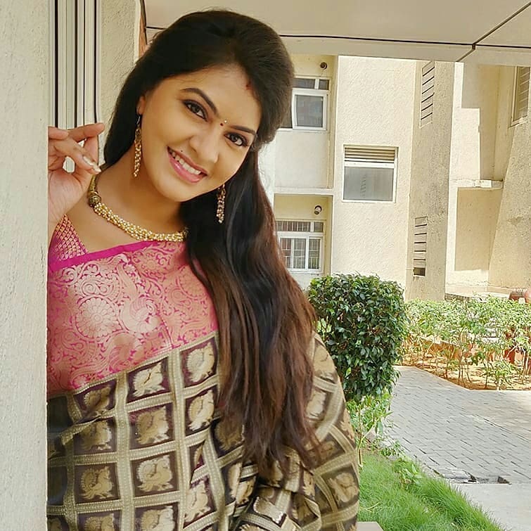 Rachitha Looks Gorgeous In Traditional Dress