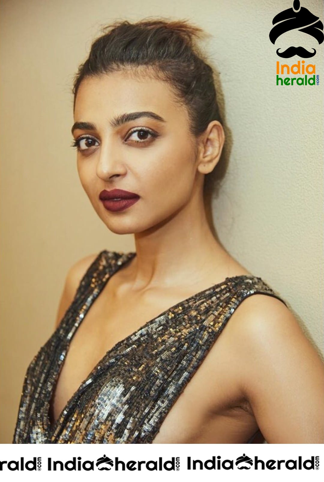 Radhika Apte Hot Topless Exposure during an Event