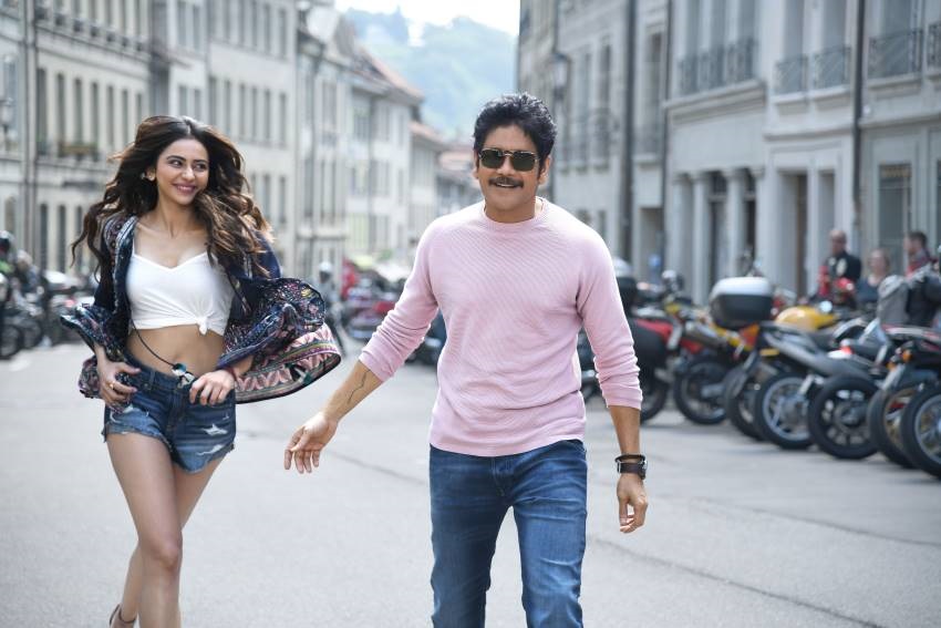 Rakul Preet And Nagarjuna Hot Stills From Manmadhudu 2 Movie