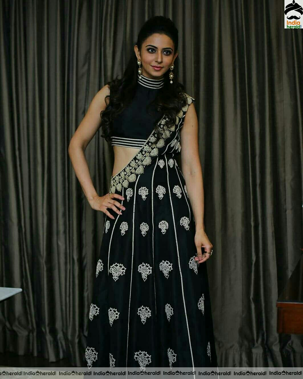 Rakul Preet Cute And Hot Stills