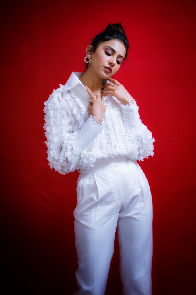 Rakul Preet Latest Foxy Photoshoot Stills