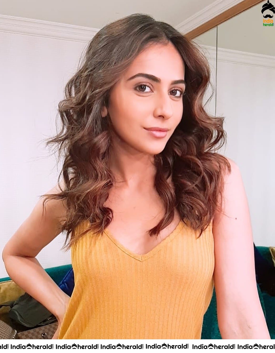 Rakul Preet Latest Hot Thighs and Cleavage Teasing Photos