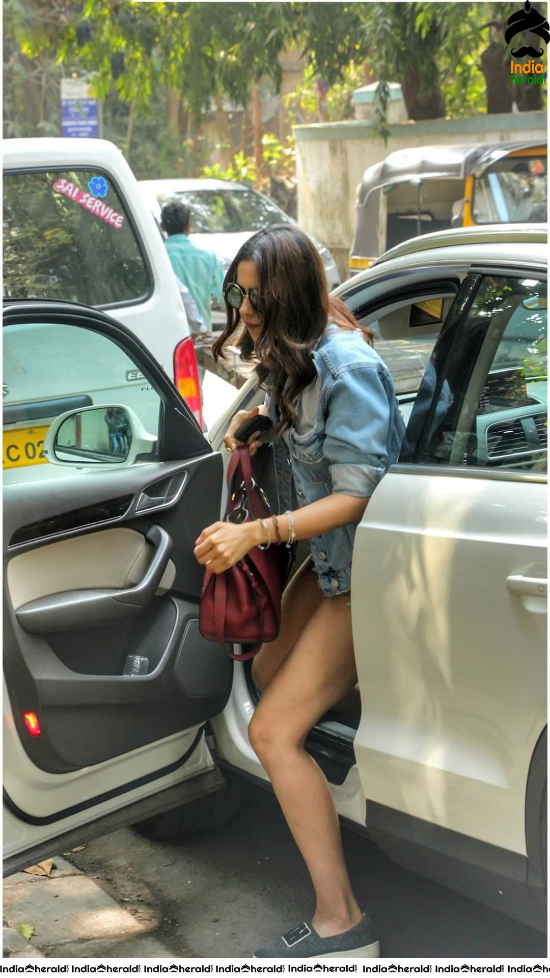 Rakul Preet looks Enthralling and Invitingly Hot in these Photos Compilation Set 2