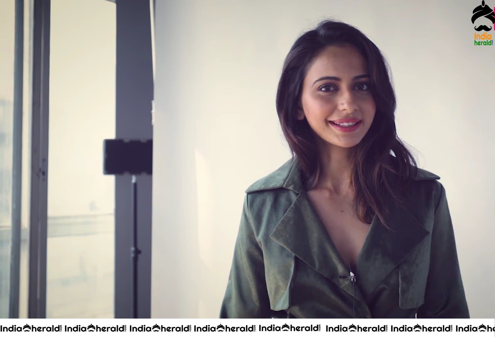 Rakul Preet Unseen Hottest Exposing Photoshoot Stills Set 2