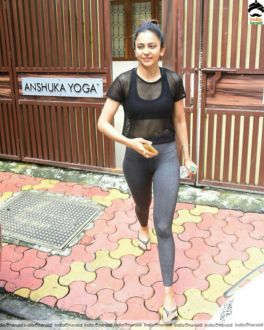 Rakul walks out of her Yoga class