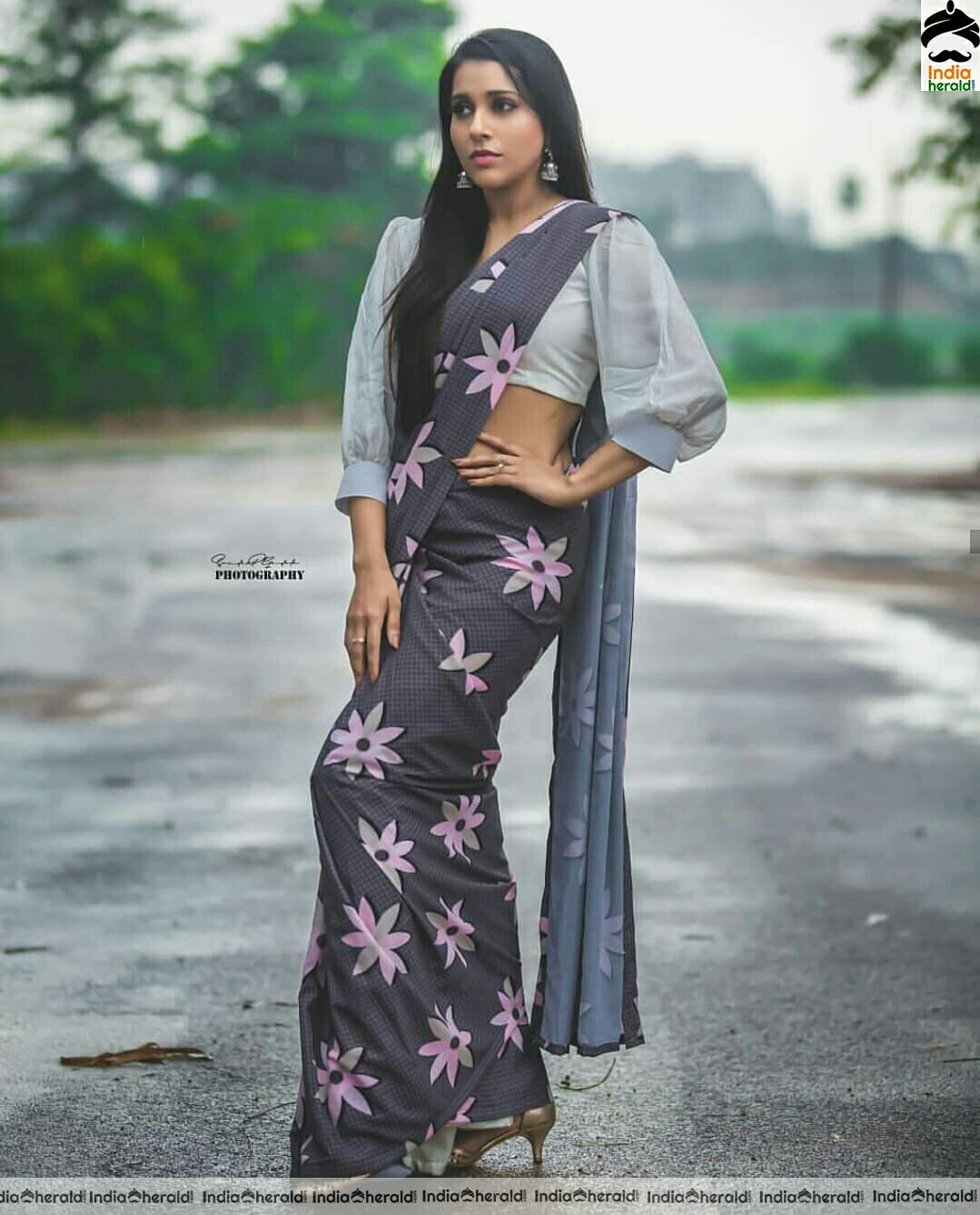 Rashmi Gautam Latest Saree Stills