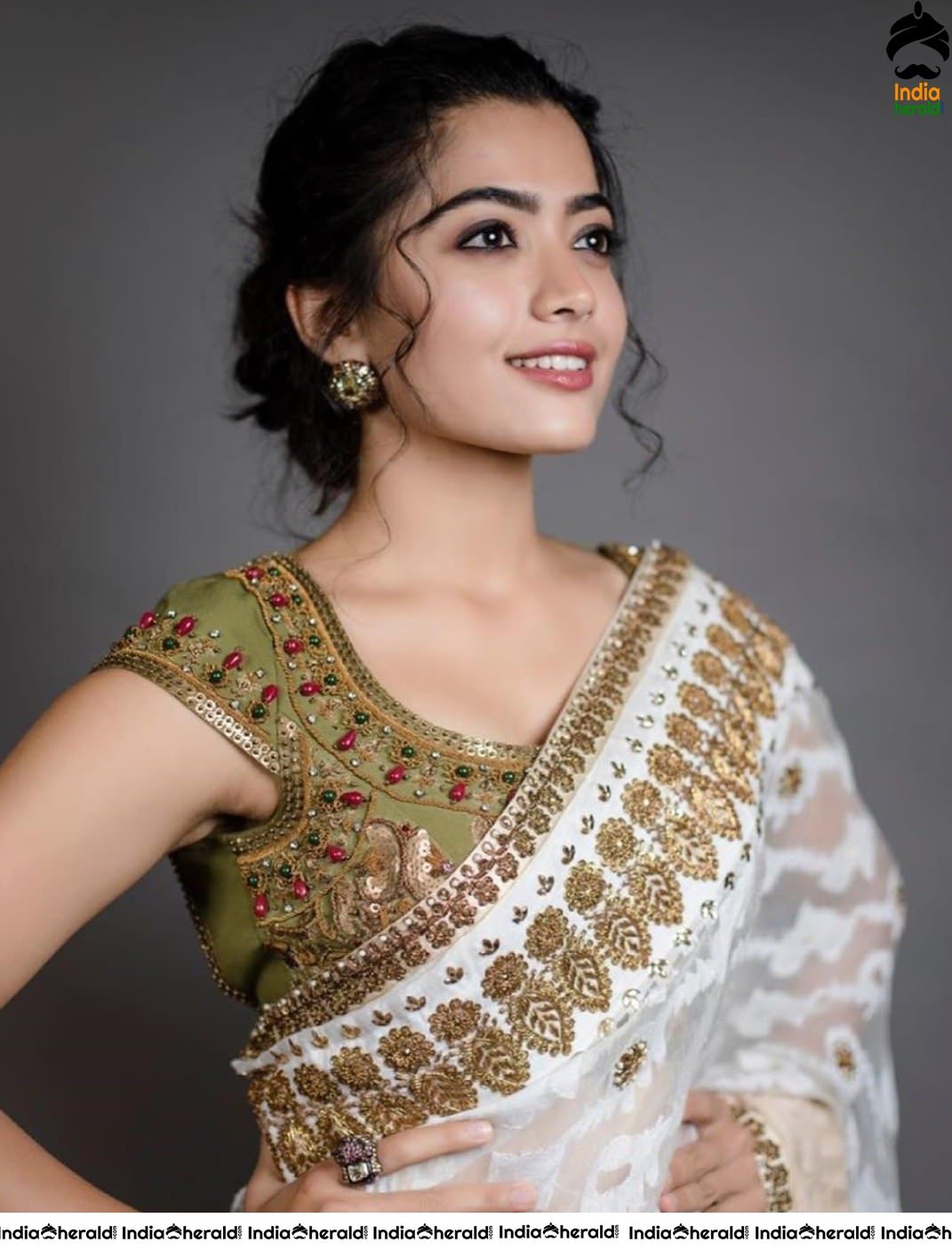Rashmika Mandanna Cute Adorable Expressions in Saree