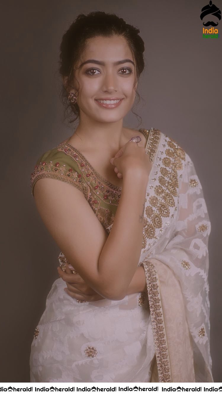 Rashmika Mandanna Cute Adorable Expressions in Saree