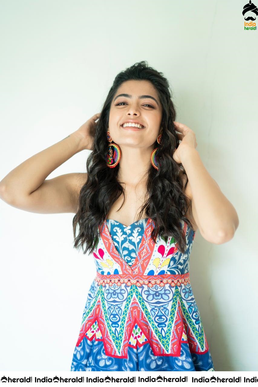 Rashmika Mandanna Cute Mesmerizing Photoshoot Pics Set 1
