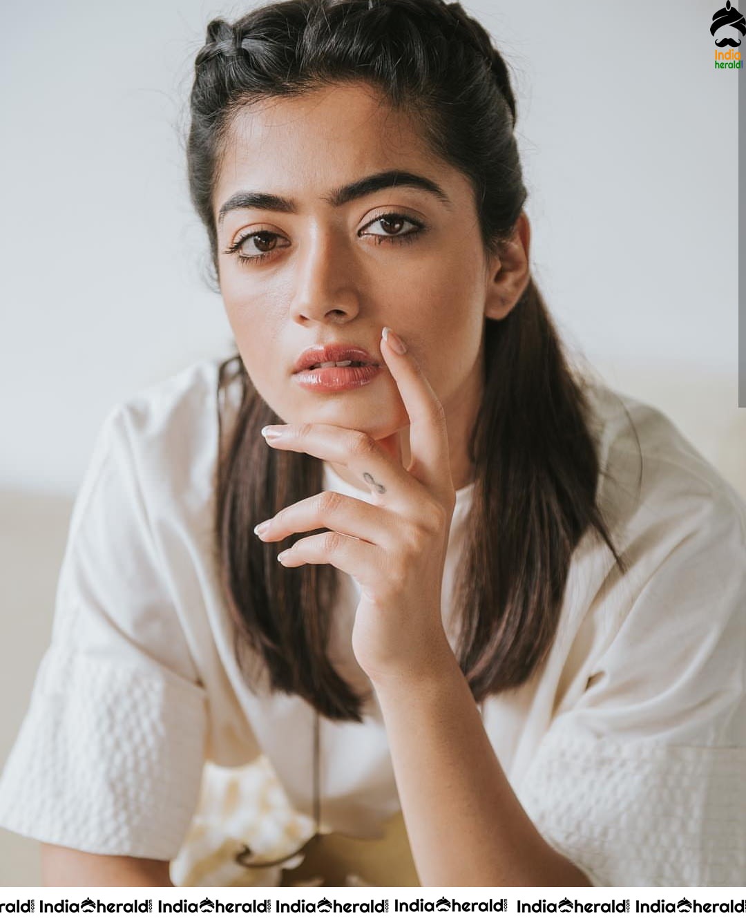 Rashmika Mandanna Cute Mesmerizing Photoshoot Pics Set 1